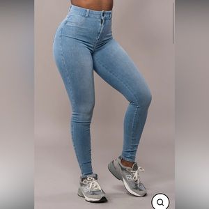 FITJEANS Women's High Rise Light Blue Jeans